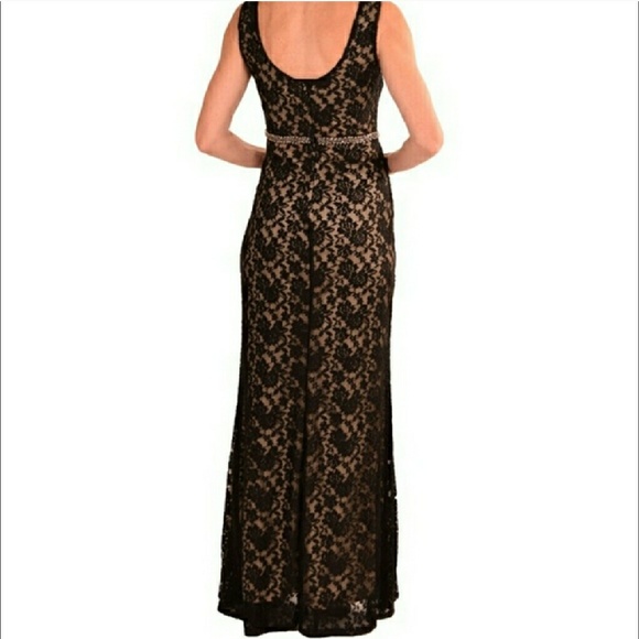 Beautiful!! Sangria dress size 4, new without tags - Picture 2 of 4